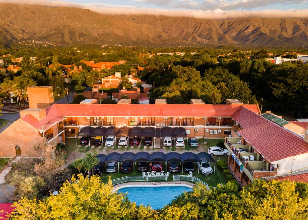 Hotel Valle Del Sol Merlo Exteriör bild